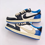 Dunk Low Travis Scott