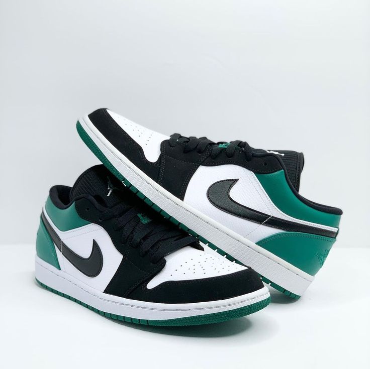 AJ1 Low Green