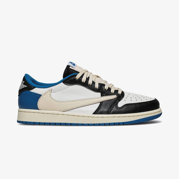 Dunk Low Travis Scott