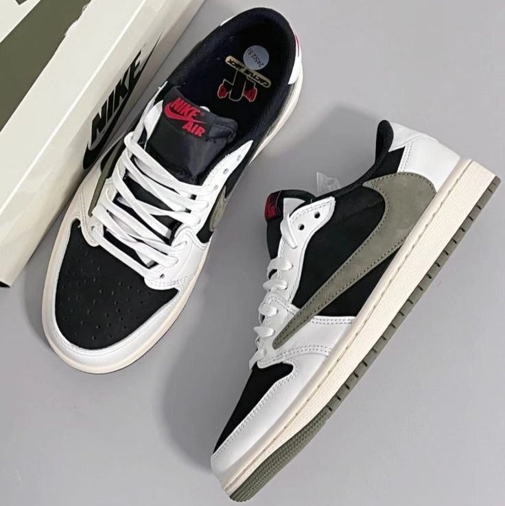 Dunk Low Travis Scott Olive